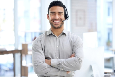 smiling call center worker