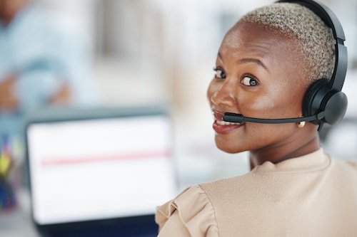 a call center agent working in a call center in south africa