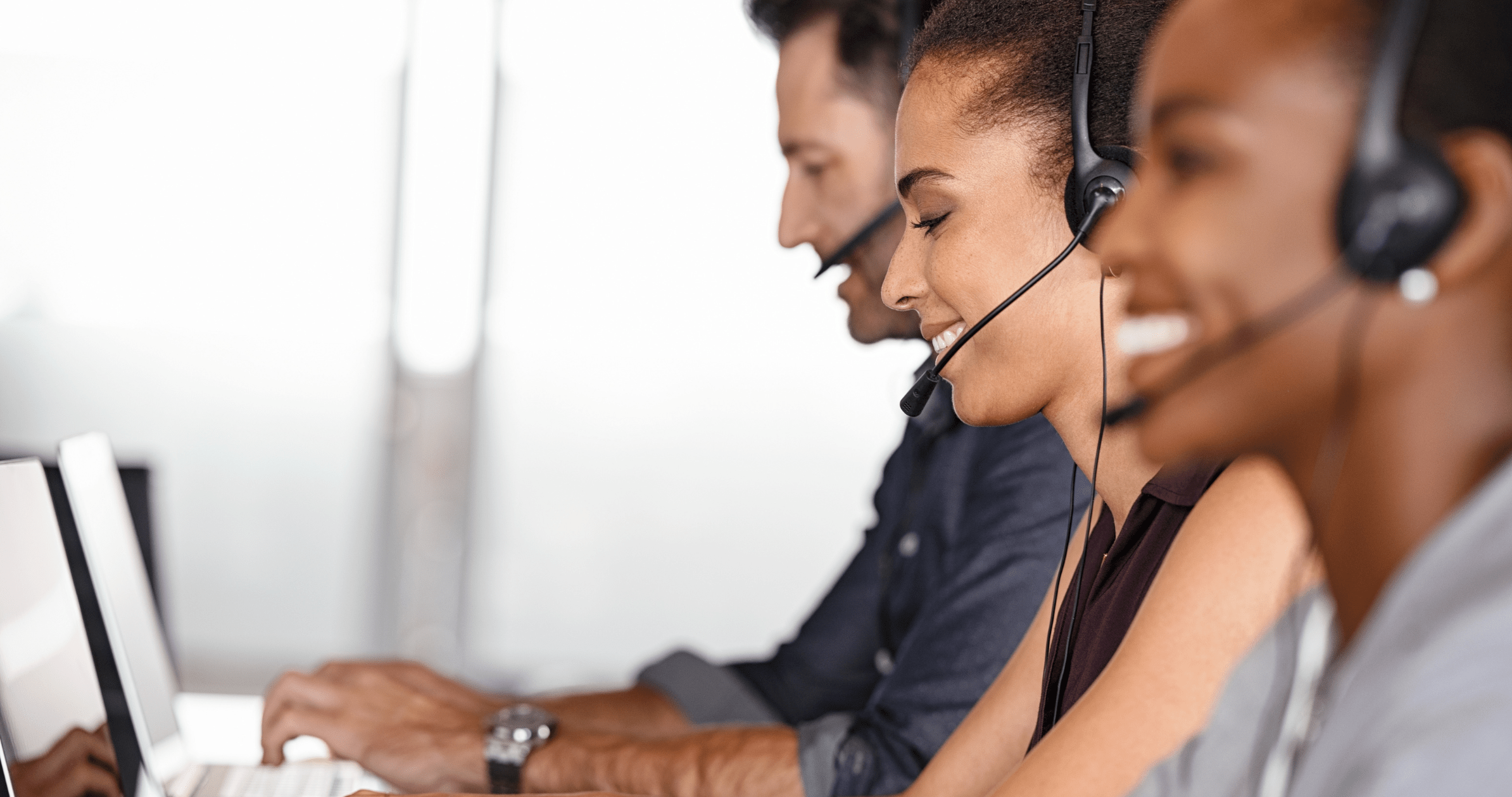 24/7 customer service agents.